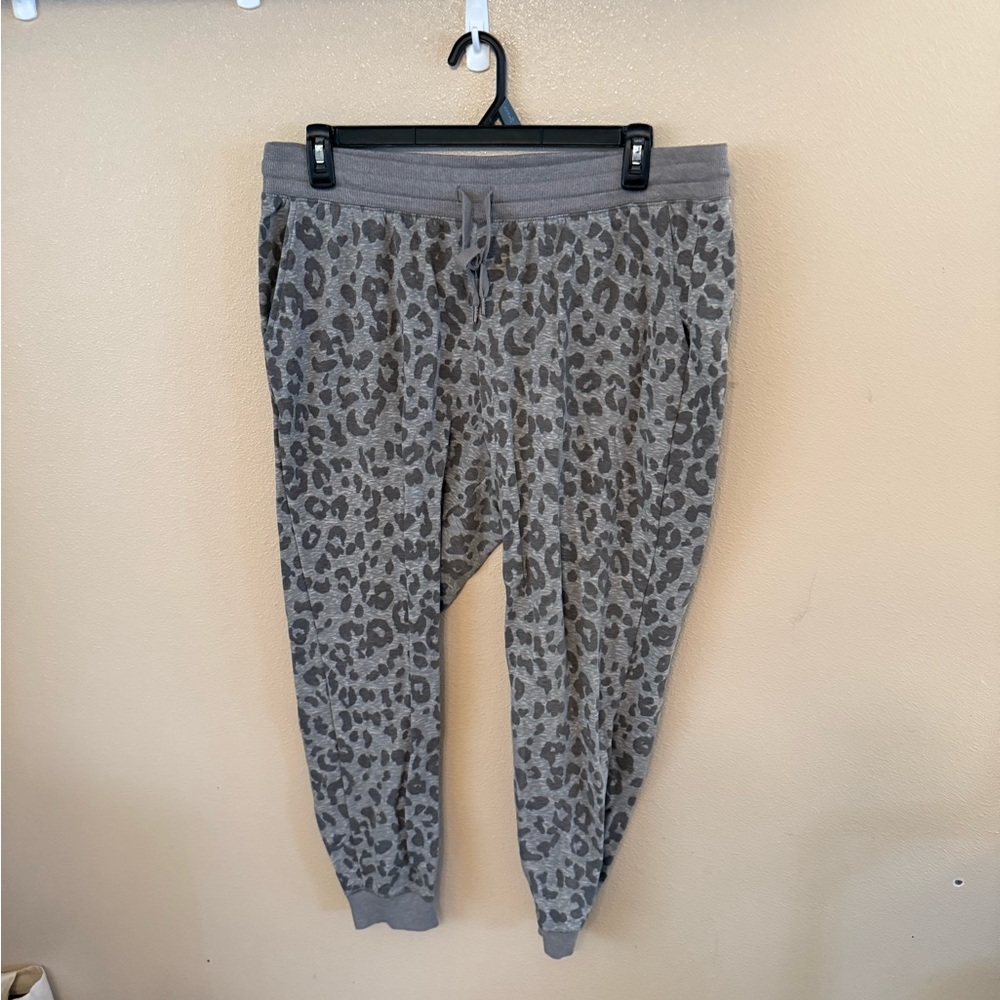 Old Navy Gray Leopard Print Joggers